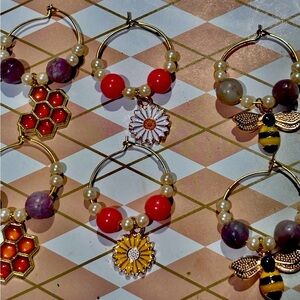 Glass Wine Charms, Bee themes Wine Charms, Glass Tags,Housewarming gift